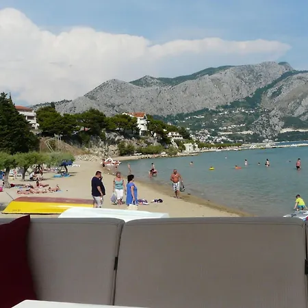 Nette In Mit Grosser Terrasse By Interhome Duće